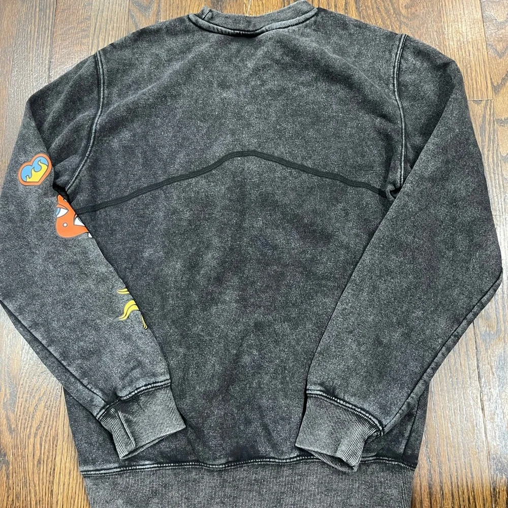 Chemistry Black good vibes only Graphic Crewneck Sweater size S